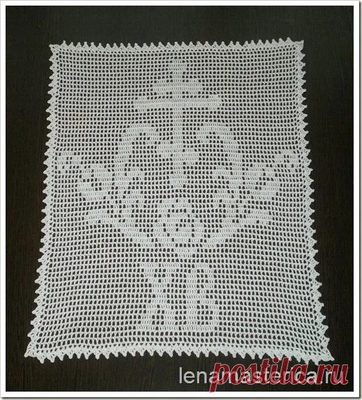 Пасхальная салфетка крючком в технике филейного вязания. Пасхальные салфетки в филейной технике. Филейная салфетка к Пасхе. Пасхальные салфетки крючком. Филейные салфетки крючком к Пасхе.