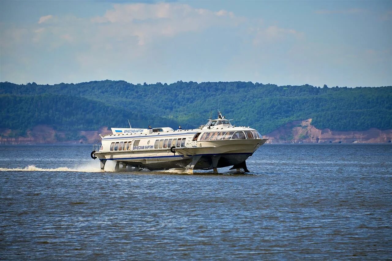 Волга река теплоход. Ульяновск самара по волге. Ульяновск самара по волге. Ульяновск самара по волге. Ульяновск самара по волге.