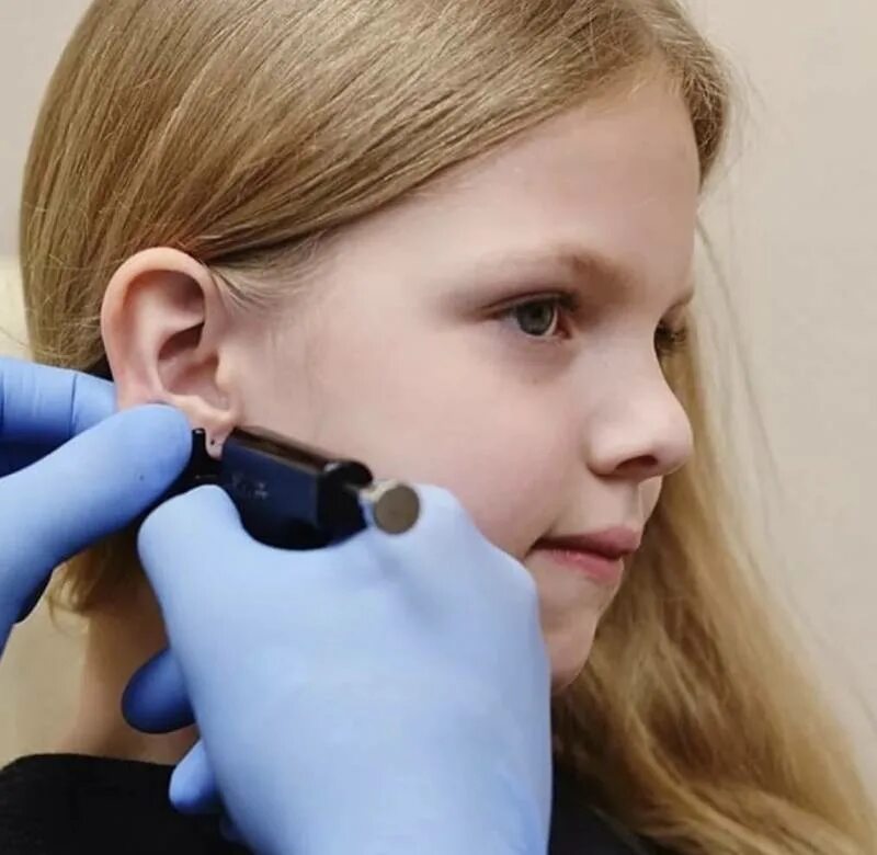 Прокол ушей реклама. Прокол ушей детям реклама. Проколоть уши ребенку в ростове на дону. Проколоть уши ребенку в ростове на дону. Прокол ушей объявление.