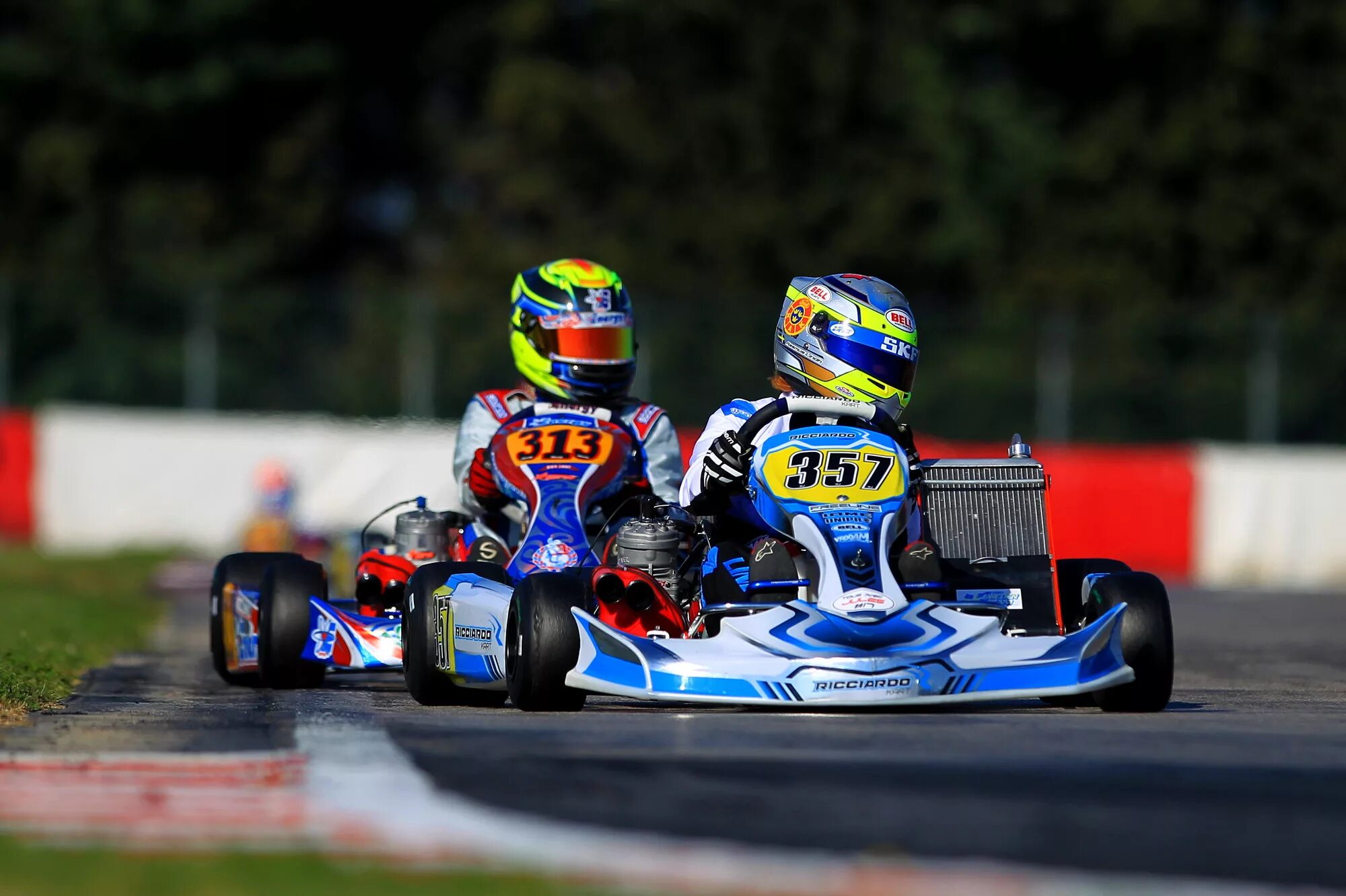 Что такое картинг. Картинг wsk mini. картинг гонки birel. спортивный картинг. гоночные машины картинг.