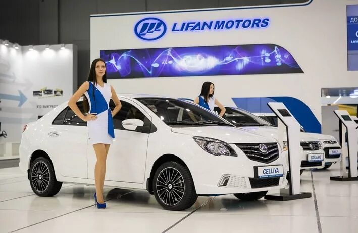 Авто в китае купить напрямую с доставкой. Lifan Motors. Машина Лифан Моторс. Лифан Моторс логотип. Китайский машины Motors.