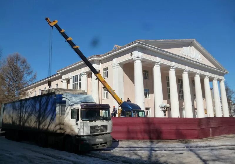 Дк города лениногорска. Дворец культуры лениногорск. Лениногорск). Дом культуры (г. Лениногорск).