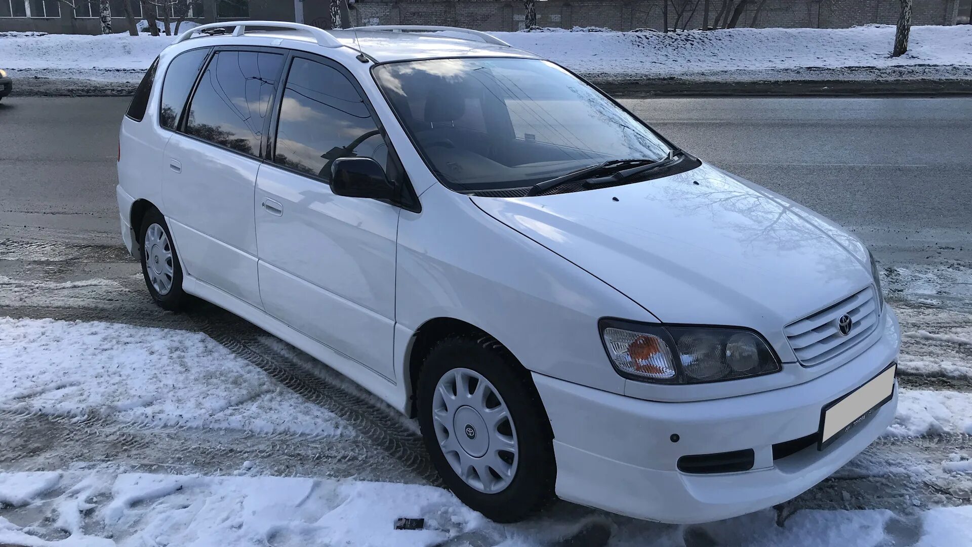 Toyota ipsum. Тойота Ипсум 2000г. Toyota ipsum 9. Тойота Ипсум 2020. Ипсум приморском крае