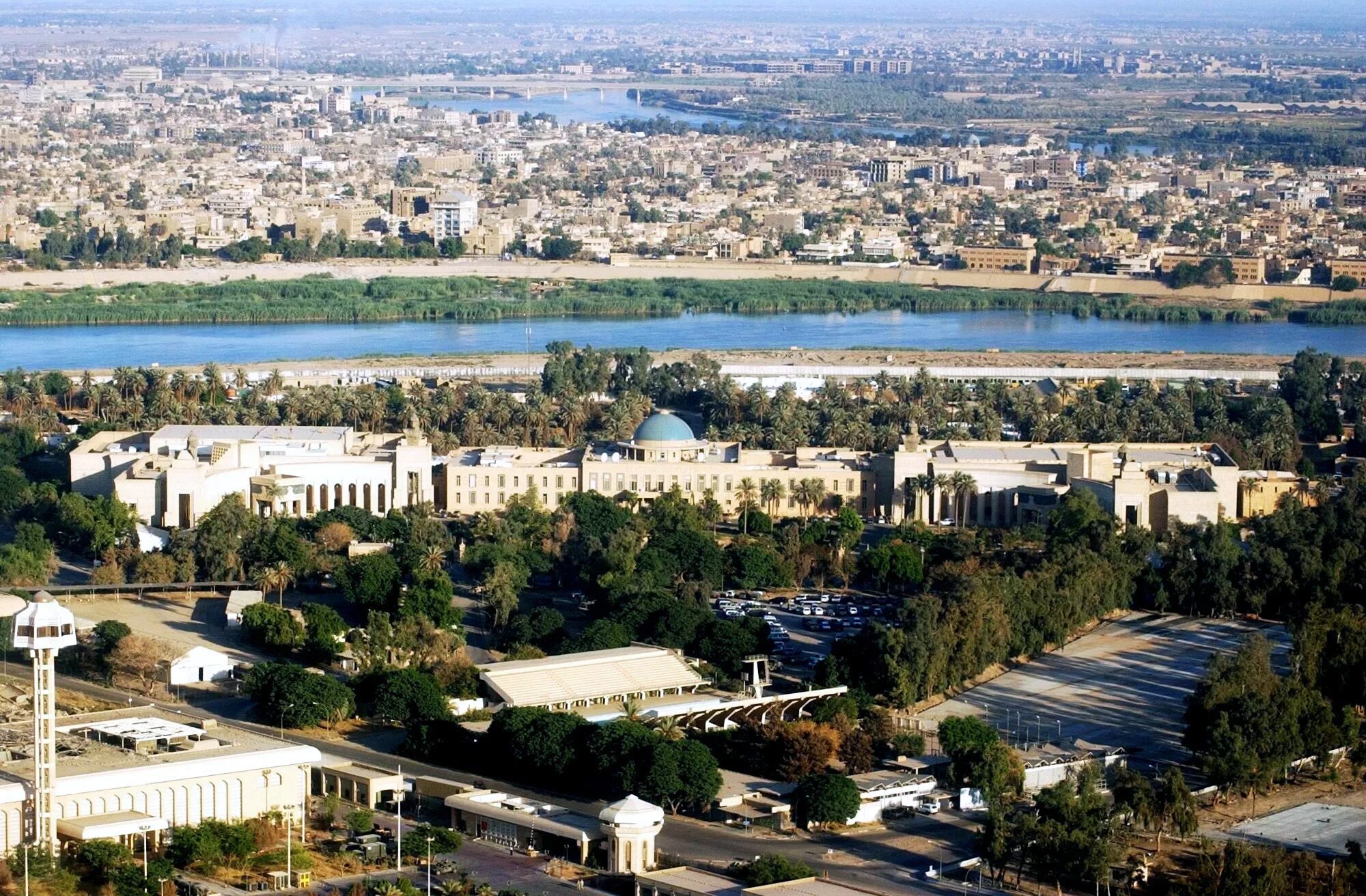 Город багдад страна. Багдад город. Ирак Багдад. Багл ад. Багдад достопримечательности.