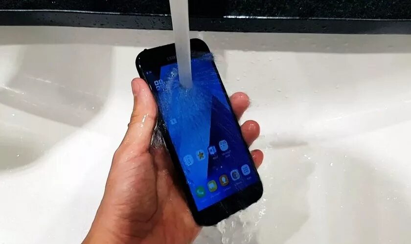 Обнаружена влага samsung. Samsung a54 5g. Самсунг галакси 2023. Влага самсунг а54. Влага самсунг а54.