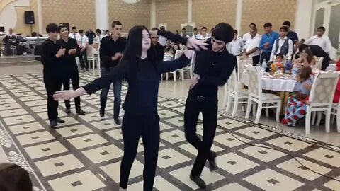 Лезгинка на свадьбе