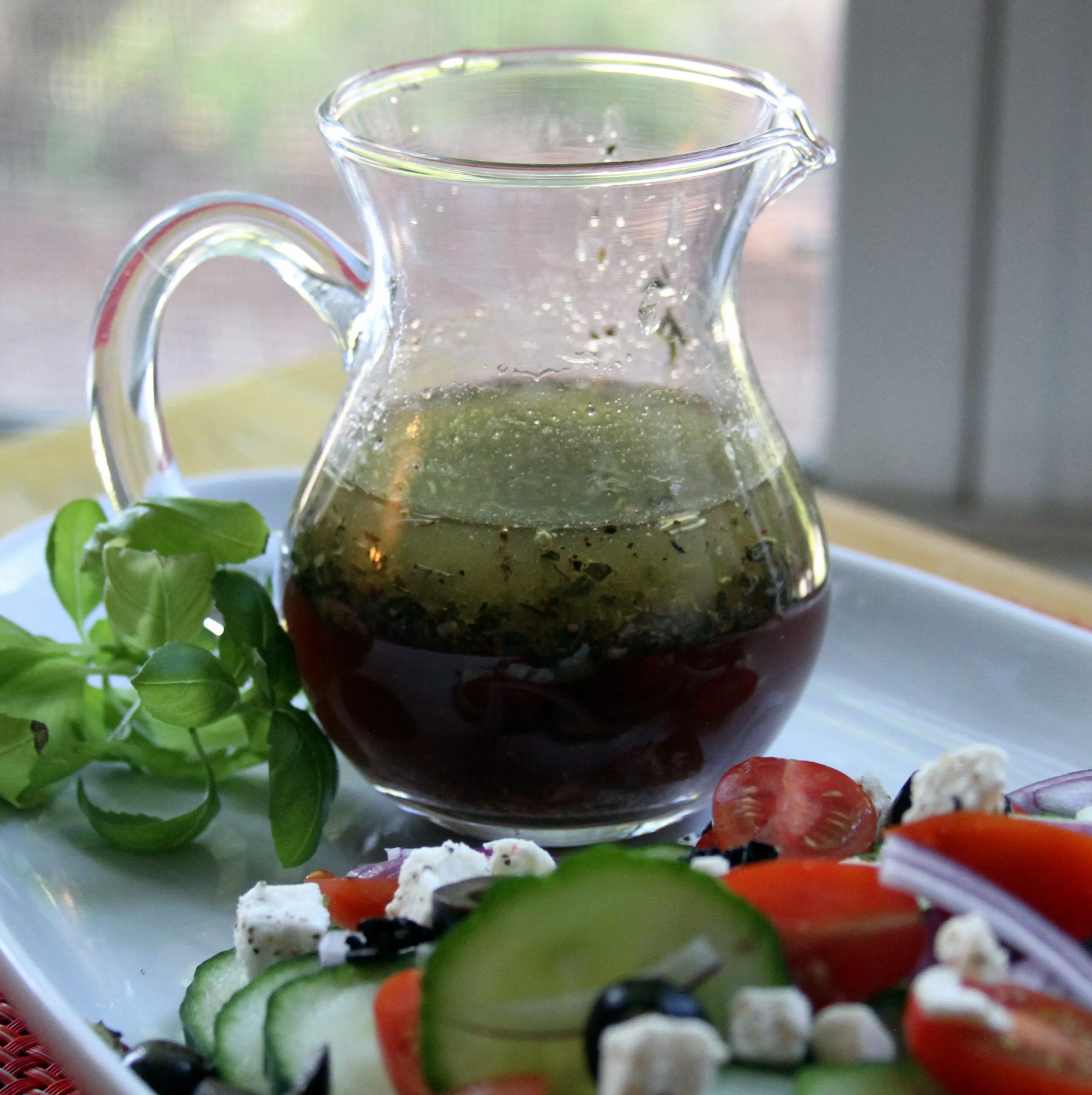 Соус винегрет (vinaigrette). Я люблю готовить салатная заправка вяленые томаты. Рецепт салата с цитрусовой заправкой. Масло с приправами для салатов. Итальянская трава для салата.