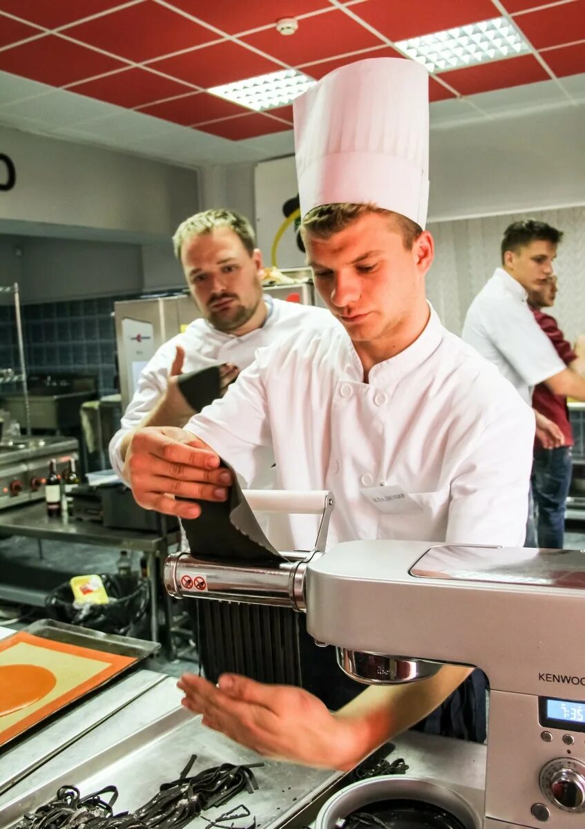 Повар учиться курсы. Гильдия поваров и шеф-поваров. кулинарная академия. гильдия поваров. образование повара.