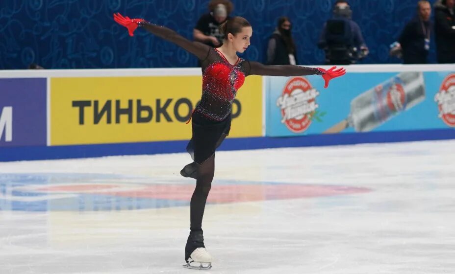 Камила Валиева Чемпионат России 2022. Камила Валиева Чемпионат России 2021. Чемпионат России по фигурному катанию Камила Валиева.