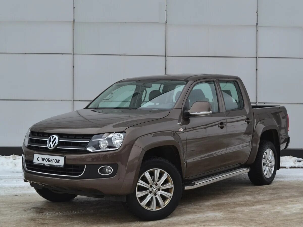 Купить фольксваген пикап. Фольксваген Амарок коричневый. Amarok Volkswagen коричневый. Фольксваген пикап Амарок матовая. Volkswagen Amarok i 2.0d MT (180 Л.С.) 4wd коричневый с пробегом.