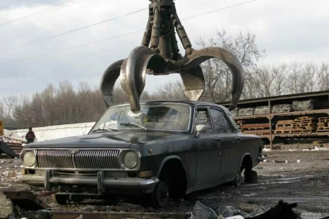 Сдать машину на металлолом в Москве по выгодной цене за 1 кг в Мегаферум