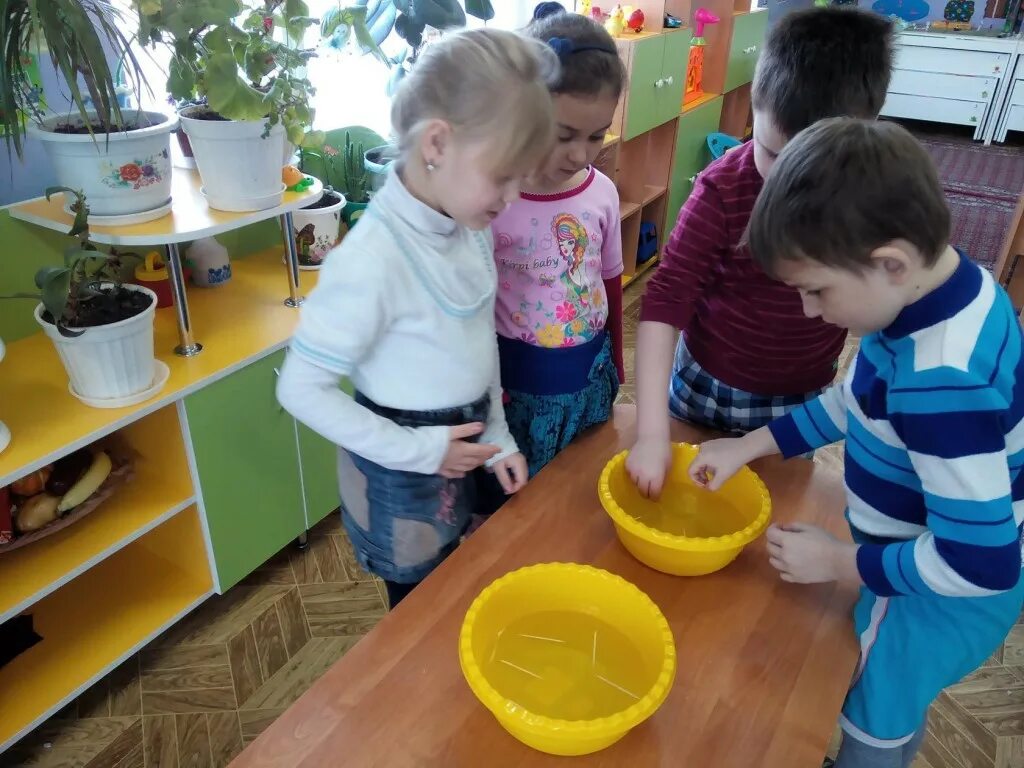 Простой день в садике. Опыты в детском саду. Эксперименты в садике. Дети экспериментируют в детском саду. Опыты в детском садике.
