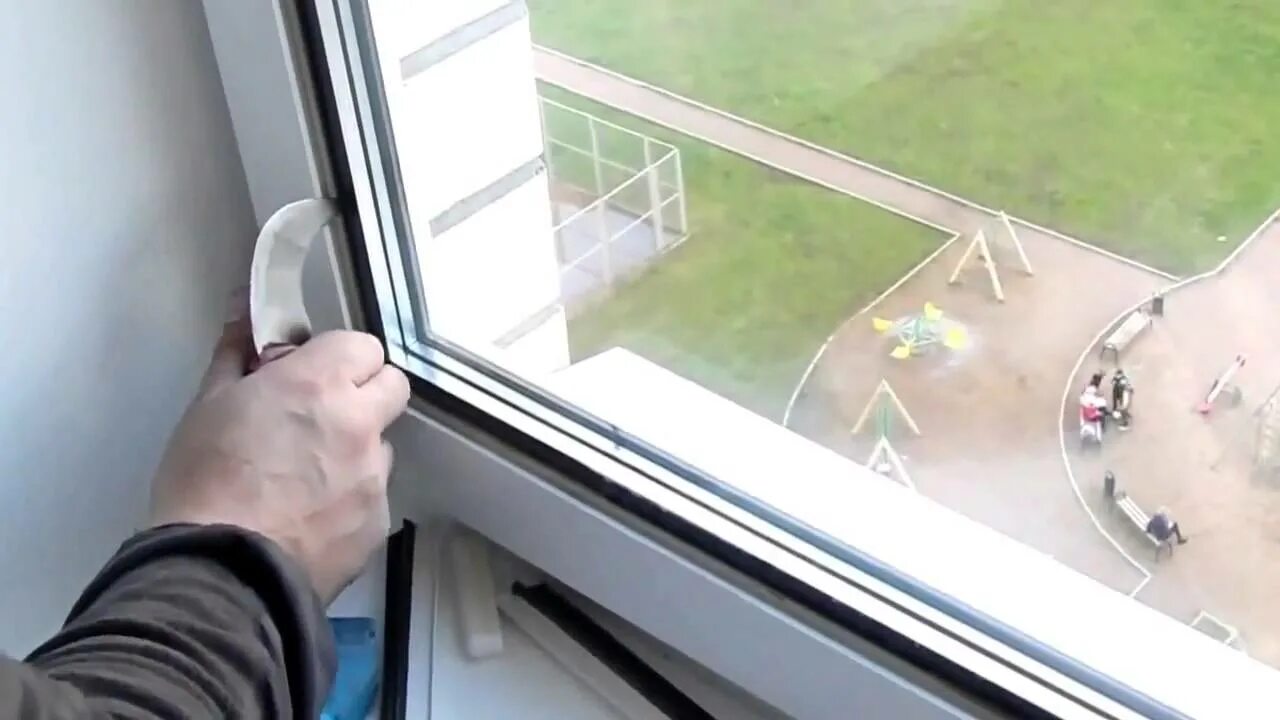 Достать на стеклянные