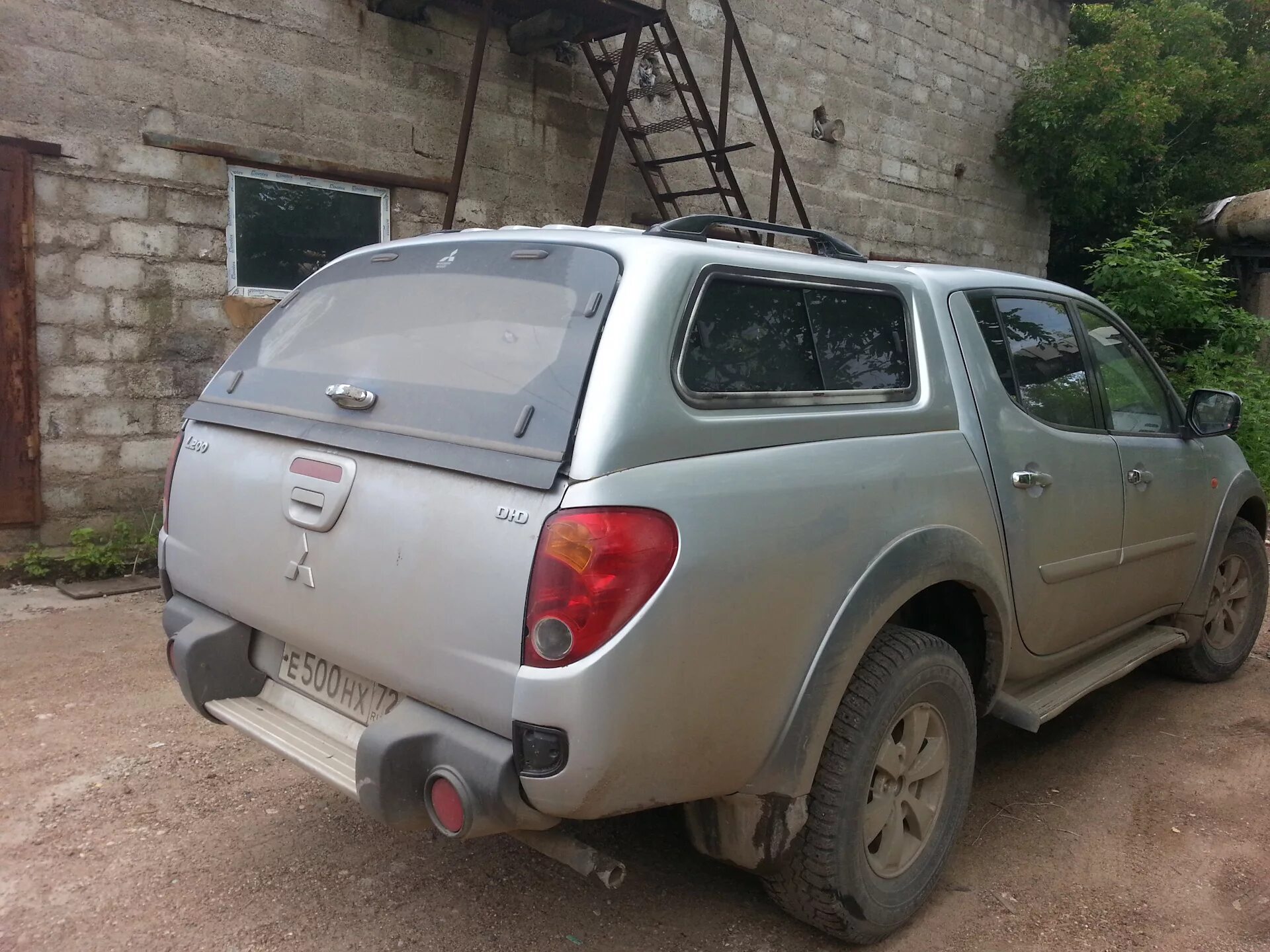 Кунг mitsubishi l200. L200 с кунгом 2008. Mitsubishi l200 кунг. Mitsubishi l200 2021 кунг. Кунг Mitsubishi l200 2008.