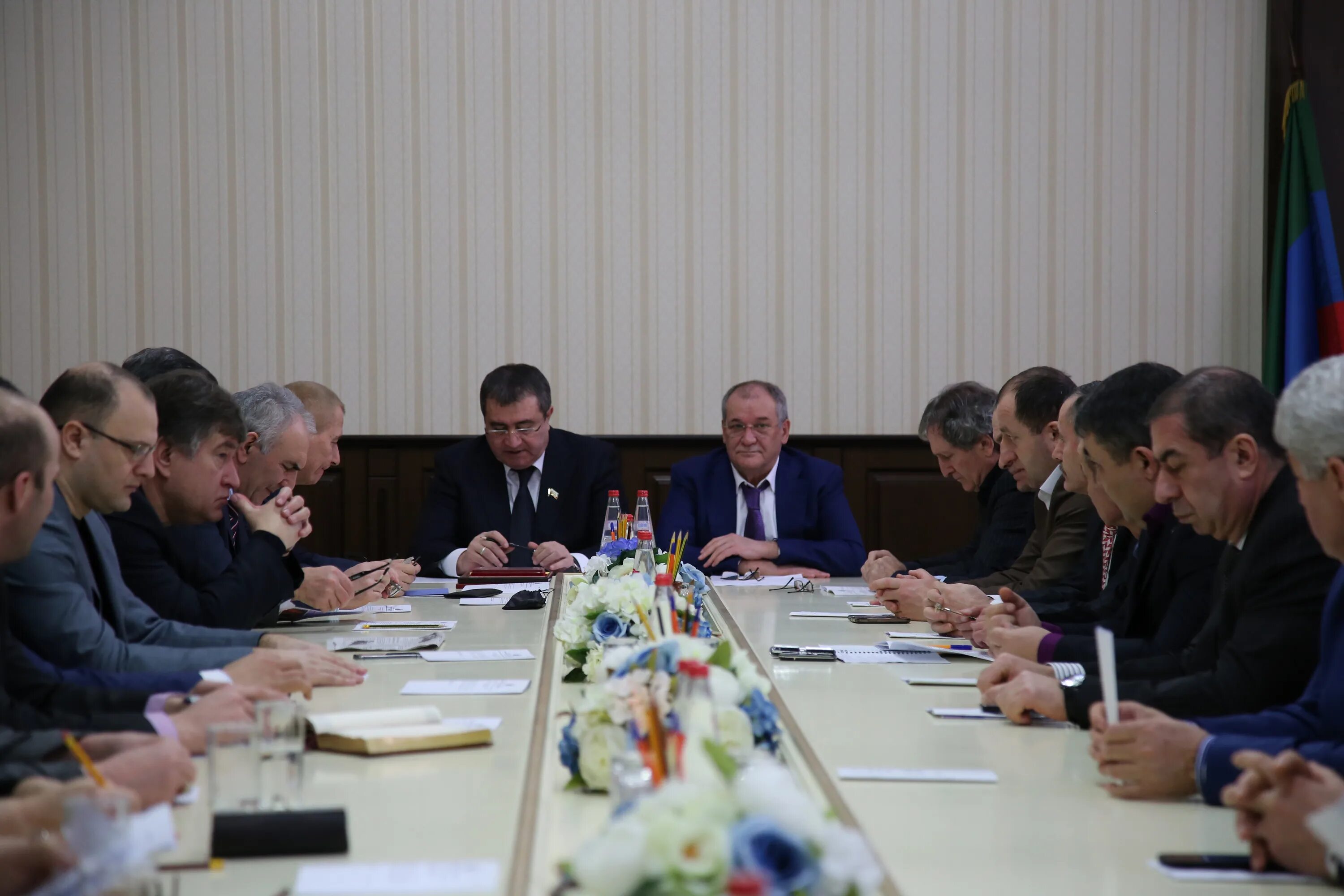 депутат городского собрания г. обстрелян депутат городского собрания депутатов дербента. заседание собрания депутатов городского округа город дербент. депутаты города дербент. собрание депутатов городского округа город дербент.