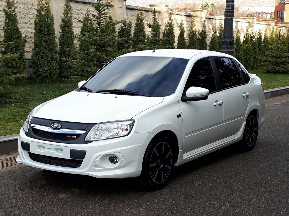 гранта седан спорт