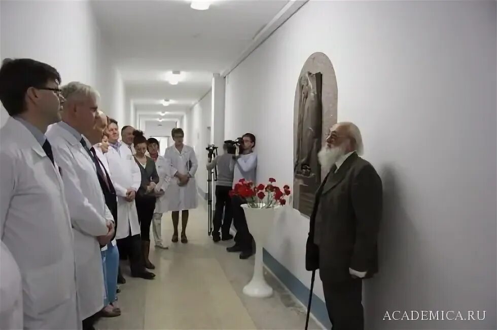 Институт хирургии им войно ясенецкого. Красгму войно ясенецкий. красгму войно ясенецкого красноярск дерм. больница войно-ясенецкого в хабаровске. красгму им войно-ясенецкого красноярск внутри.