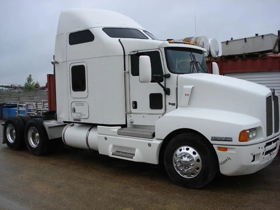 Кенворт т600. Kenworth t600. кенворт 600. седельный тягач кенворт т600. грузовик kenworth t660.