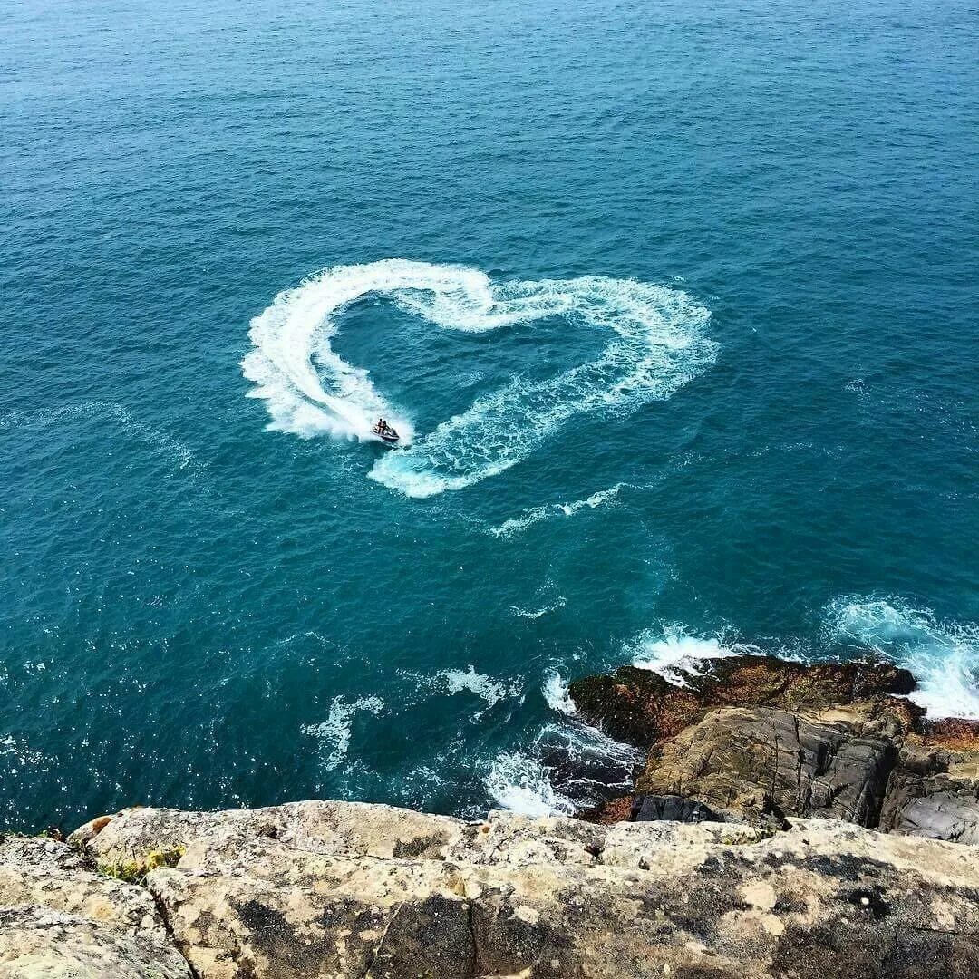 Сердце из моря. Счастье у моря. В сердце моря. Фотографии моря. Море везде одинаковое