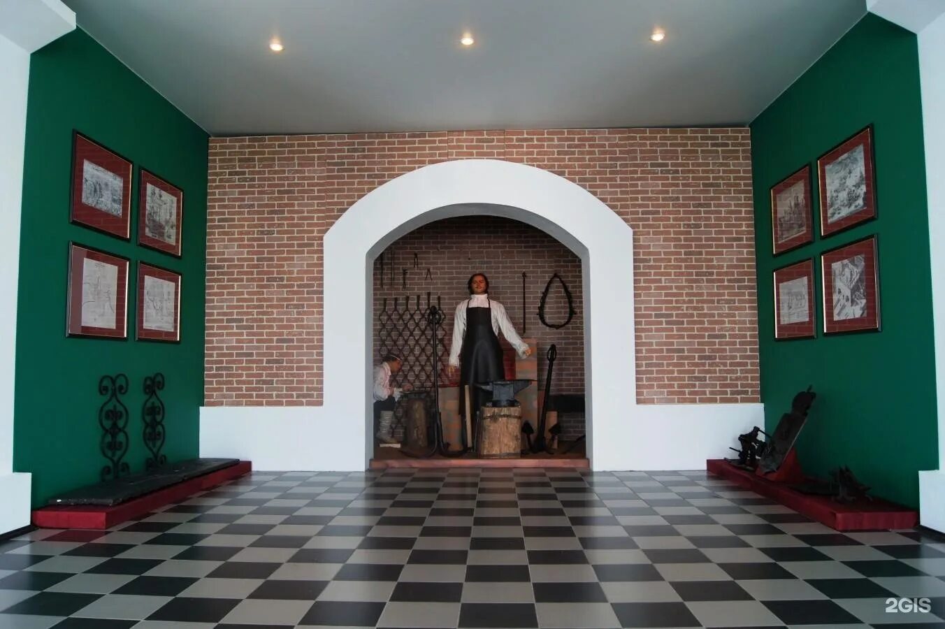 Липецкий краеведческий музей липецк. Липецкий областной краеведческий музей директор. Краеведческий музей липецк. Липецкий областной краеведческий музей липецк. Областной краеведческий музей липецк.