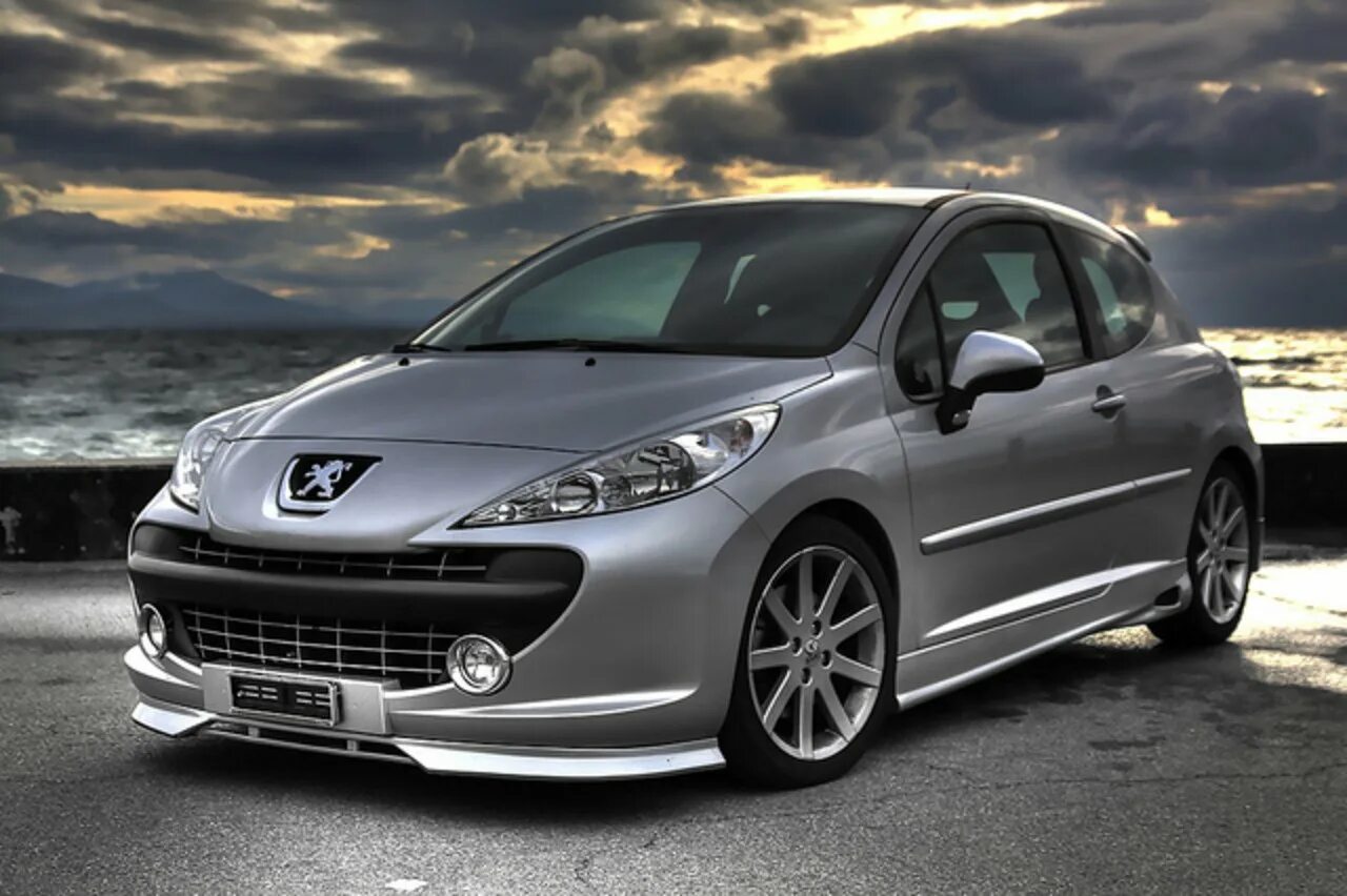 Тюнингованная пежо. Пежо 207 gti. пежо 307 gti. пежо 307 гти. пежо 207 rs.