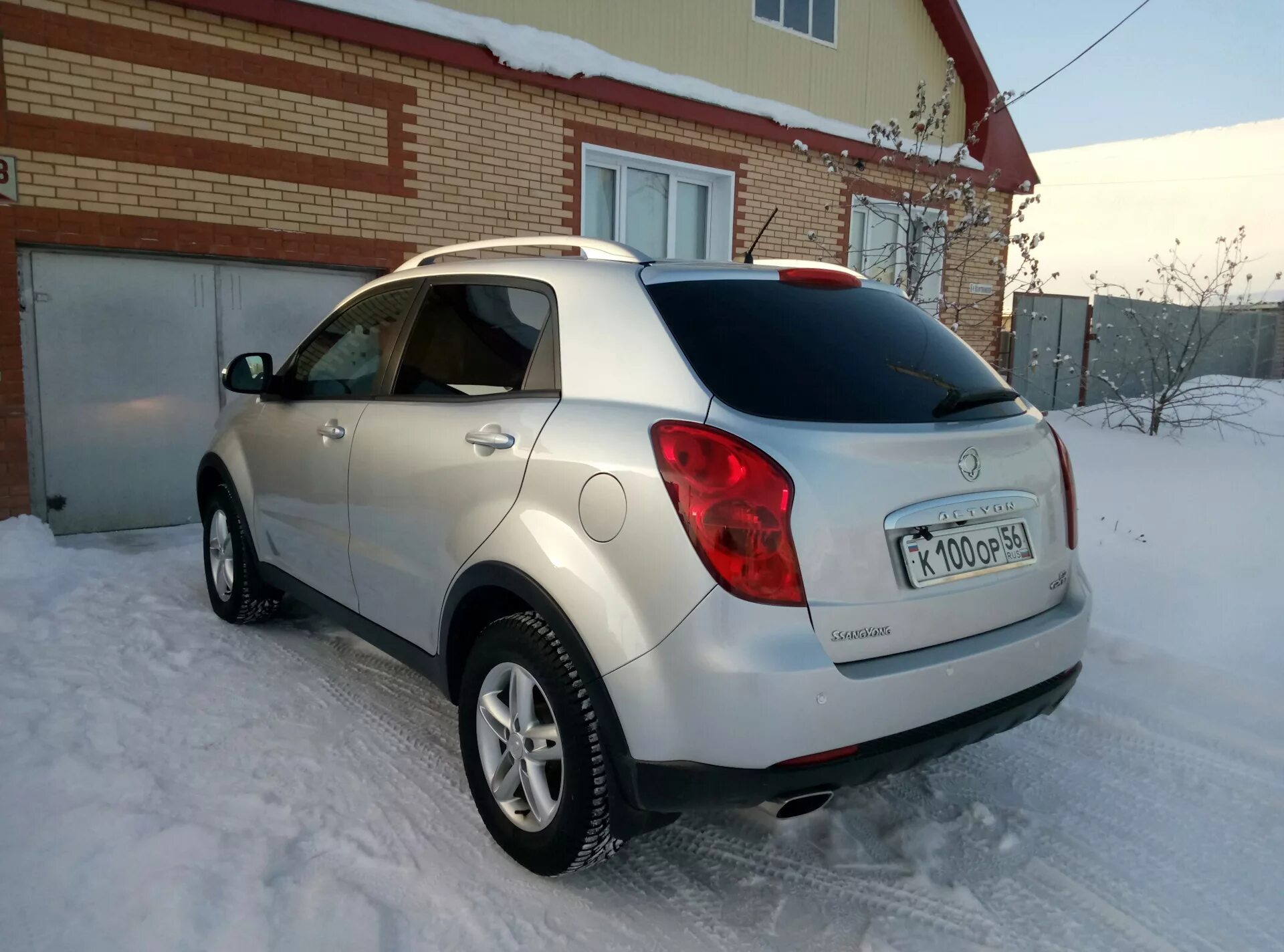 SSANGYONG Actyon New 2011 рейлинги. Рейлинги Санг енг Актион Нью. Рейлинги на SSANGYONG Actyon New. Рейлинги на саньенг Актион Нью. Актион на холодную