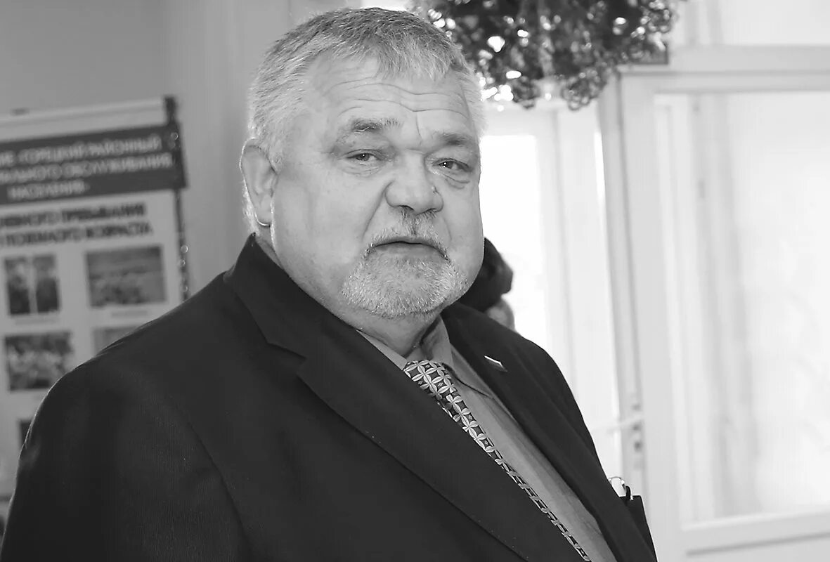 Федорович иванович. И. Портрет вильям козлов. Главный маршал артиллерии неделин. Кг126 чешуя.