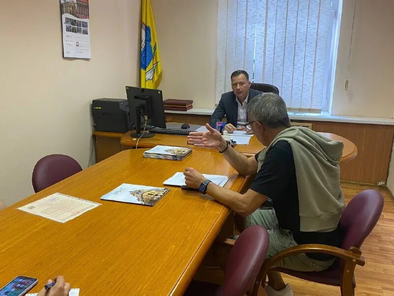 глава управы мещанского района. регина михайловна управа северное бутово. кравцова ксения владимировна управа ломоносовского района. сабитов прокуратура вао. кравцова глава управы ломоносовского района.