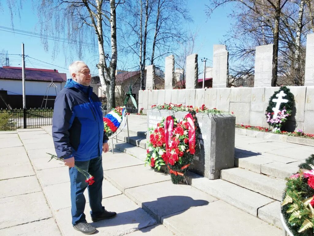 Мемориал авиаторам Балтики в Мурино. День Победы ЛЕНОБЛАСТЬ.