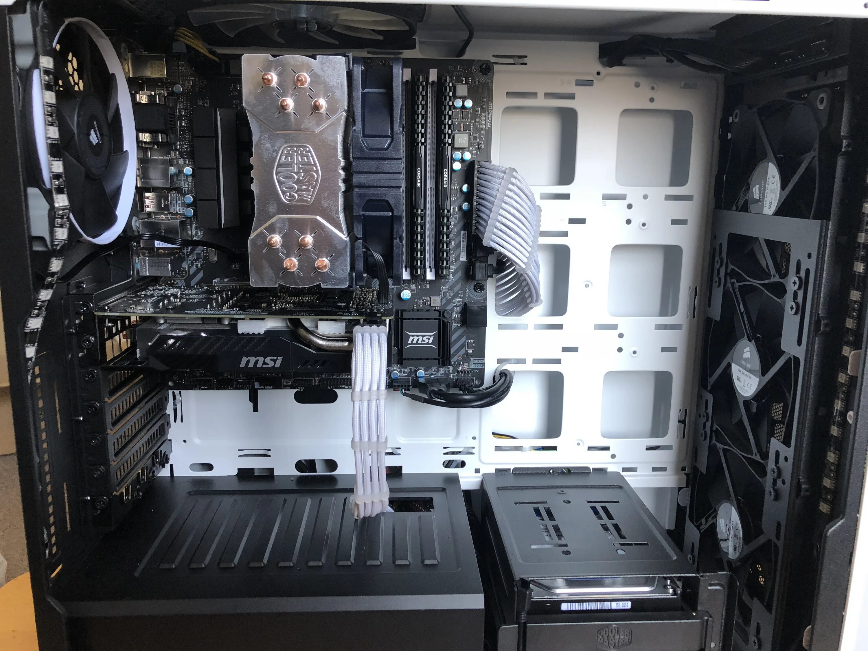 Inside case. Inside компьютер. корпус для пк ipason. inside the computer case. корпус ipason plus i7.