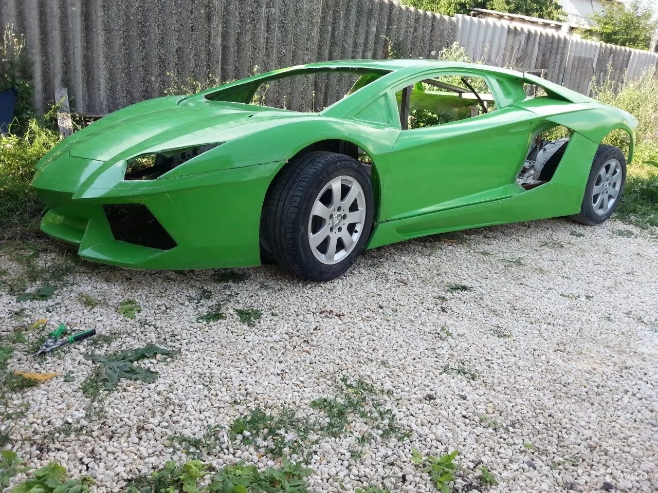 Автомобили своими руками фото. Lamborghini Aventador Replica. Реплика Ламборджини авентадор. Самодельный Lamborghini Aventador. Кузов Ламборгини авентадор.