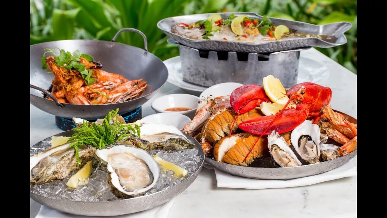 Рецепты еды в sea. Palm Seaside Пхукет ресторан. Фантьет Вьетнам морепродукты. Морская кухня. Тарелка с морепродуктами.