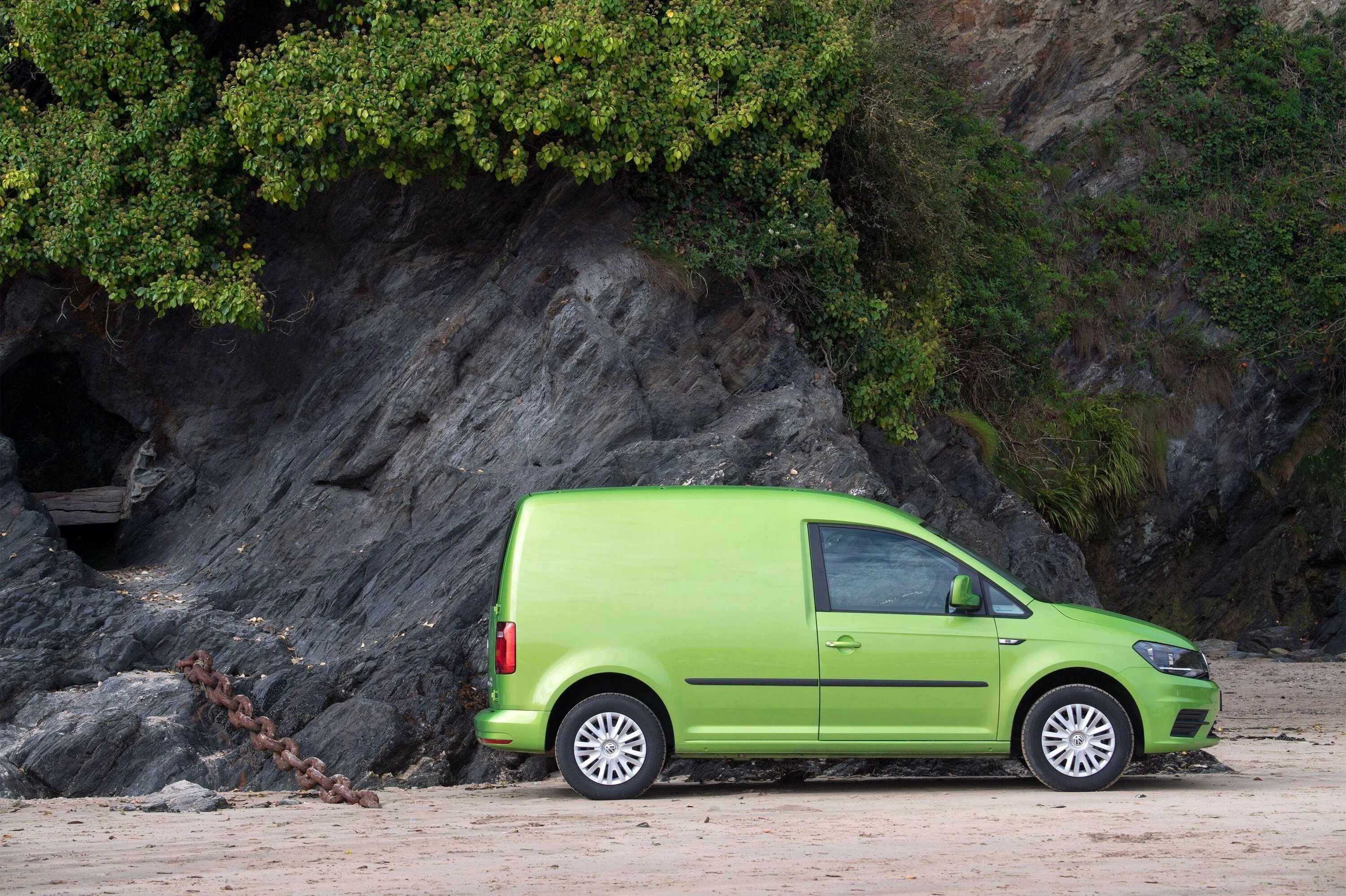 Volkswagen крыму. Фольксваген Кадди Кастен. Volkswagen Caddy Uzbekistan. Фольксваген Кадди Караван. Фольксваген Кадди Трендлайн.