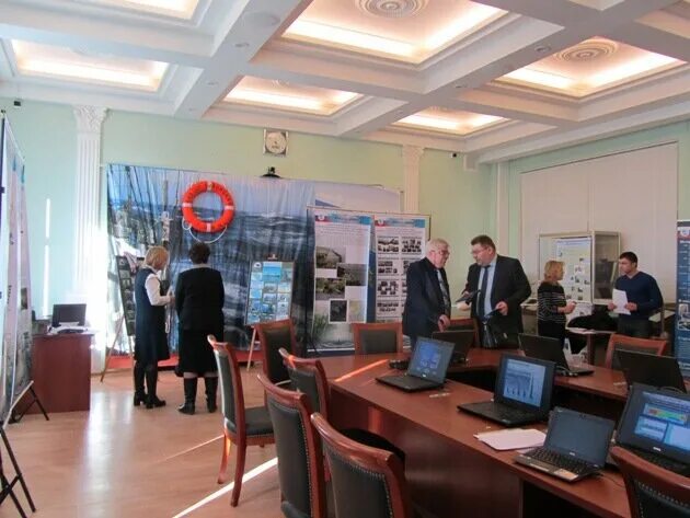 Центрально-черноземное угмс. Фгбу колымское угмс. Фгбу центральное угмс клин. Тверской цгмс зимина. Управление гидрометеорологии - эмблема.