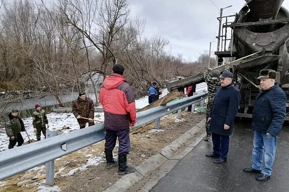 Хутор Будановка Кашарский район. Поповка Кашарского района Ростовской области. Х.Будановка Кашарского района. Дороги Кашарского района. Утонул глава