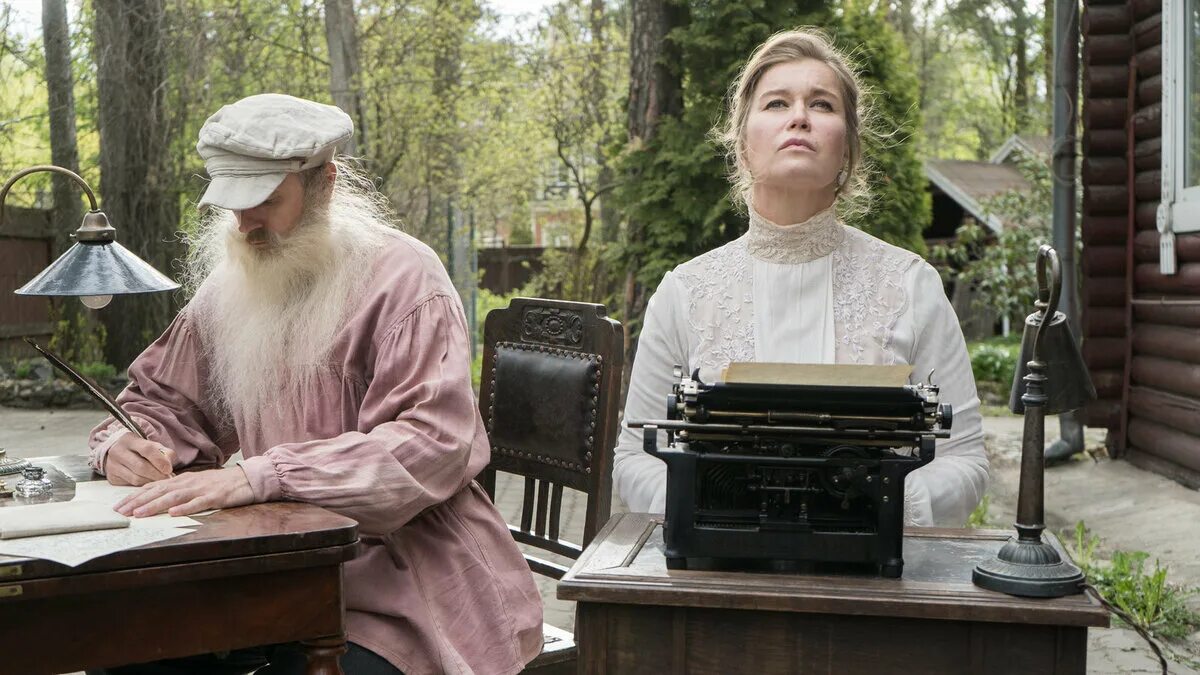 Неразрезанные страницы 2015. Устинова экранизации. Маня поливанова устинова экранизация. Судьба по книге перемен (мини–сериал 2022). Лучшие экранизации устиновой.