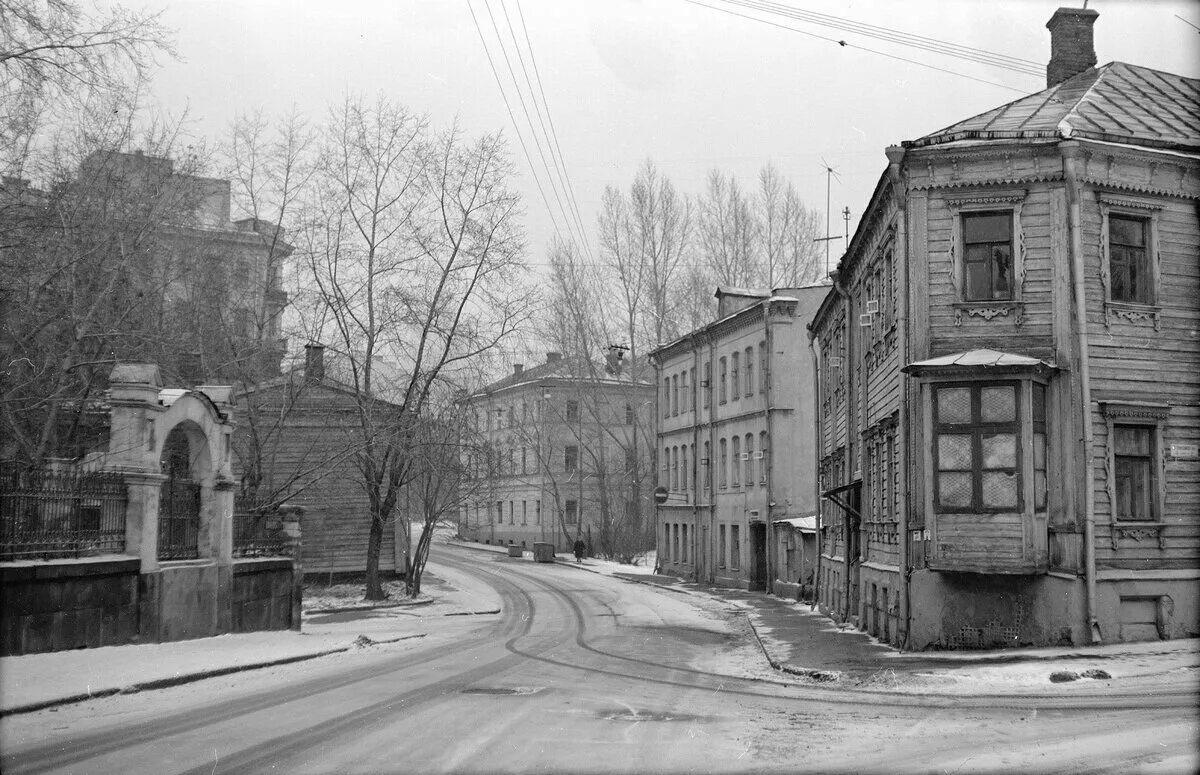 Пер го. 1-й тружеников переулок, хамовники. плющиха старая москва. 2-й ростовский переулок москва. тружеников переулок москва.