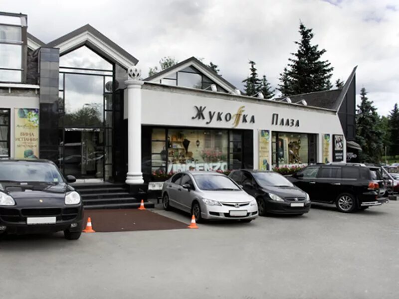 рублевка барвиха жуковка. альте кополо москва салон. альдо коппола жуковка мастера. салон рублево. коттеджный посёлок барвиха лакшери виладж.