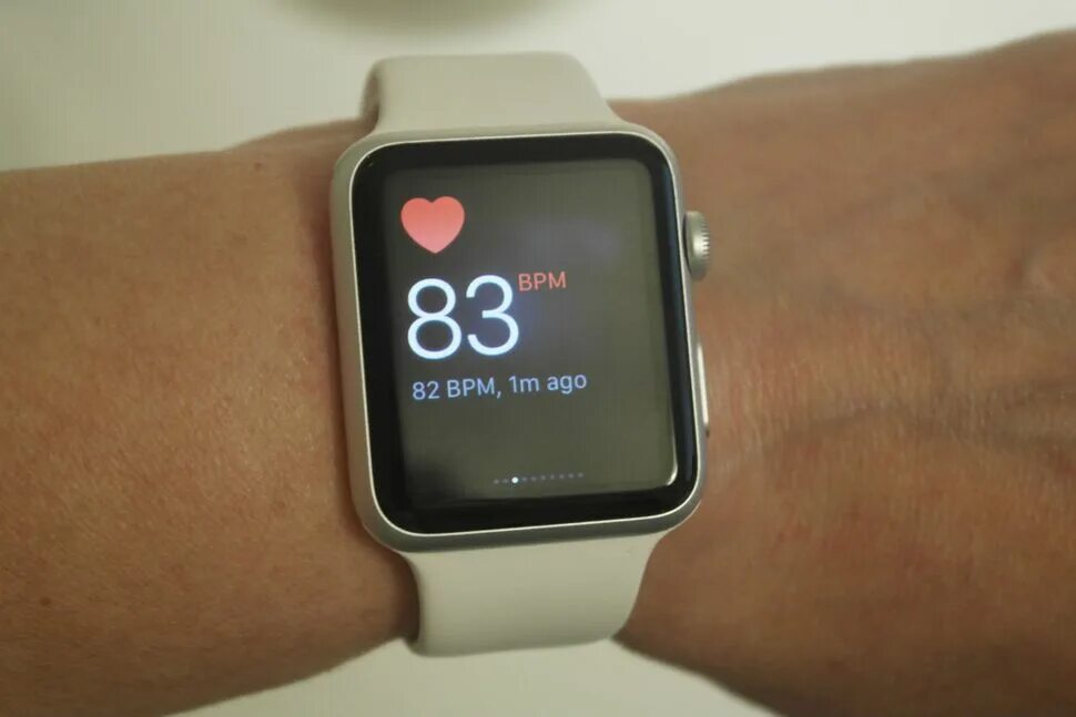 Приложение смарт часы сердечко. Apple watch blood glucose. айфон 14 часы. пульсомер эппл. зарядка эпл вотч 2025.