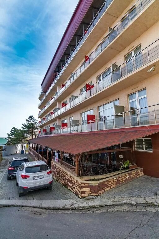 Мини-отель Адмирал 2*, Анапа, цены от 3500 руб. 101Hotels.com