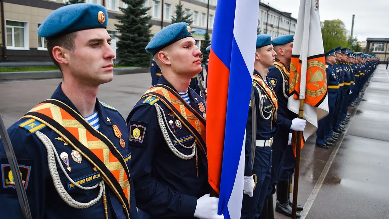 Сайт рязанского воздушно десантного училища. Садовенко ЧМС.