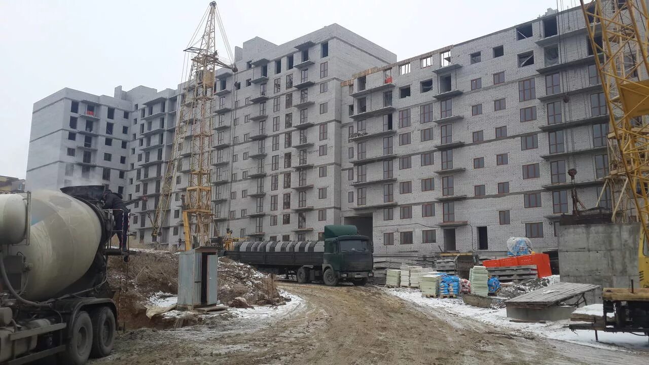 Жк лазурь волгоград. Строящиеся дома в волгограде. Волгоград жилье. Жк александрийский волгоград. Жилой комплекс бейкер стрит волгоград.