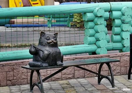 Памятник кота семена