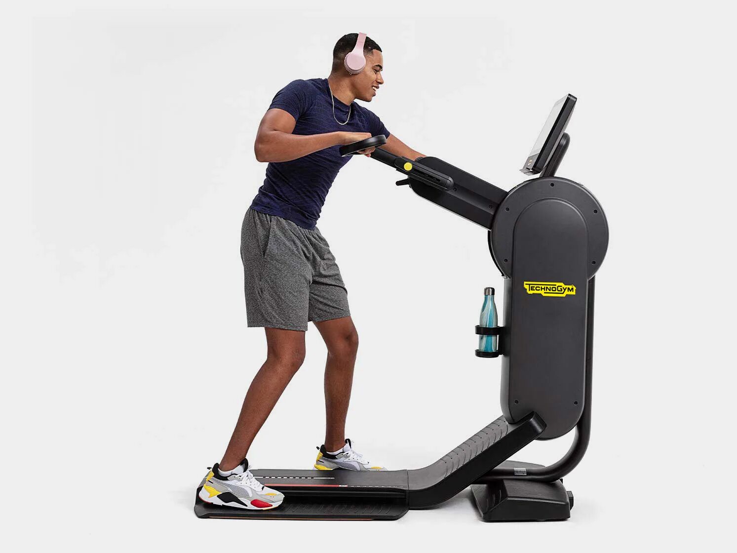 Top excite. Technogym excite. Technogym тренажеры. Тренажер technogym top exc 700. Велотренажер technogym excite.