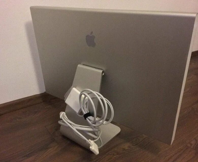 Монитор apple cinema display 30. Apple cinema 30. apple cinema display 30. apple cinema display 30 box. apple cinema display 1999.