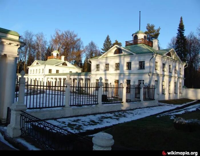 Солнечногорск поселок санатория мцыри. Усадьба Середниково, посёлок санатория Мцыри. Усадьба Середниково флигель. Усадьба Мцыри Фирсановка. Поселок санатория Мцыри.