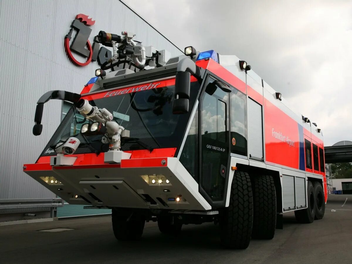 Аэродромный пожарный автомобиль Rosenbauer. Ziegler пожарная техника. Аэродромный пожарный автомобиль Rosenbauer 8x8 1 50. Ивеко Розенбауэр.