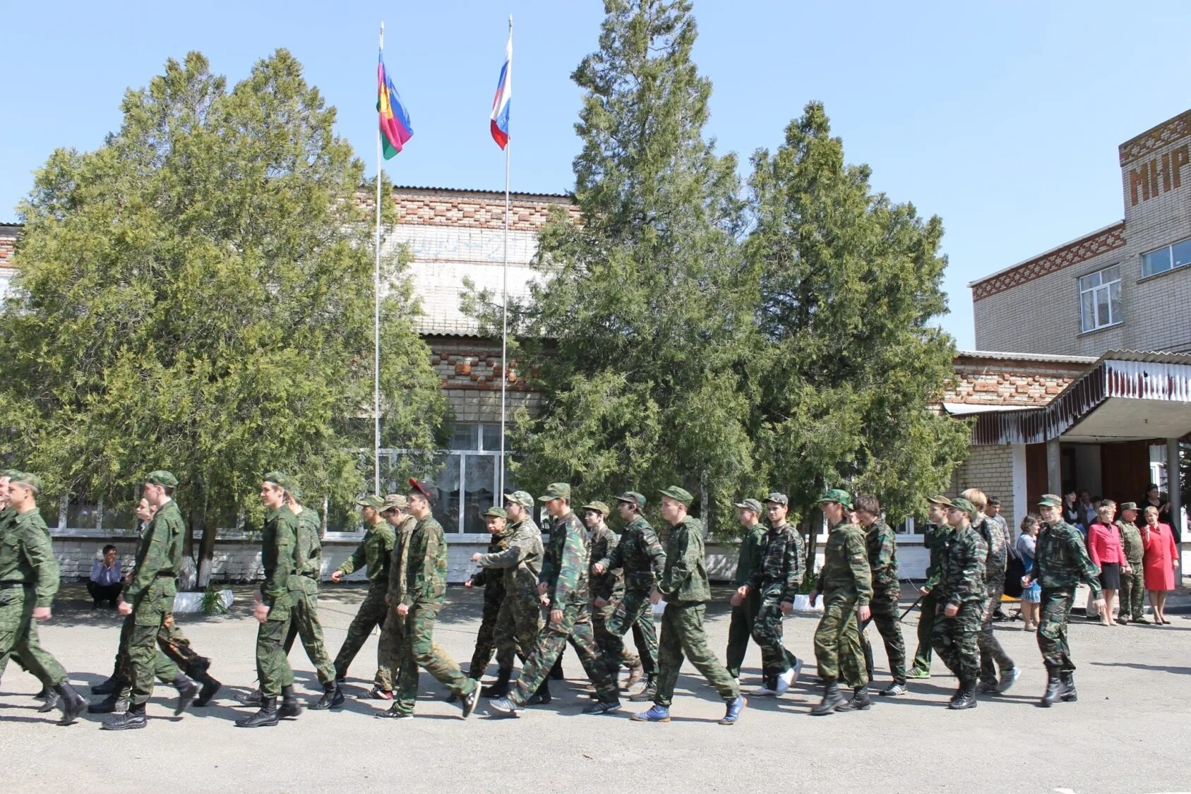 Школа в Курчанской Краснодарский край станица. Школа Курчанской Темрюкского района. Станица Курчанская Темрюкский район. Станица Курчанская Темрюкский район школа. Погода в курчанской на 10