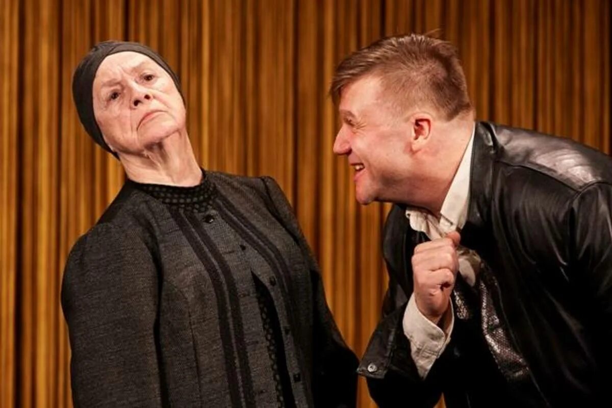 Спектакль лес. Спектакль лес театр маяковского. Спектакль никиты кобелева тварь. Спектакль лес театр сатиры. Спектакль лес театр маяковского.