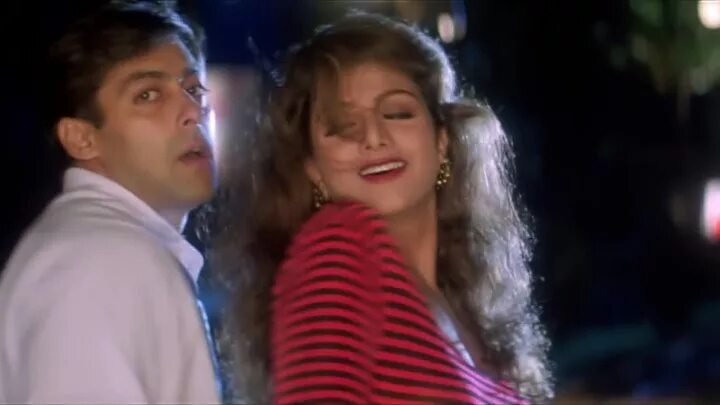 Беспечный близнецы 1997. Judwaa (1997). беспечные близнецы индийский фильм. беспечные близнецы фильм 1997. беспечные близнецы индийский 1997 постеры.
